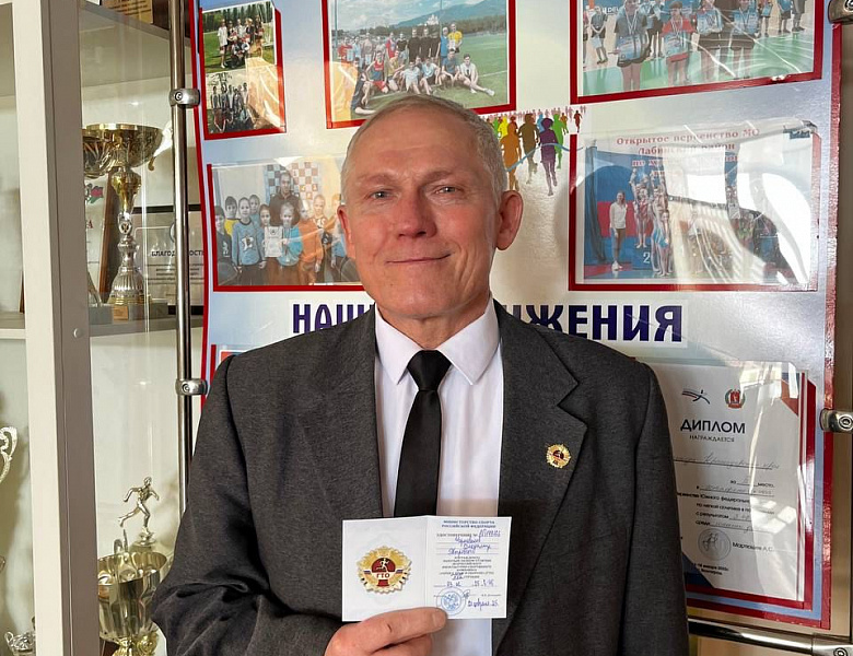 Золотым знаком ГТО 17 ступени был награжден Черноволов Владимир Петрович